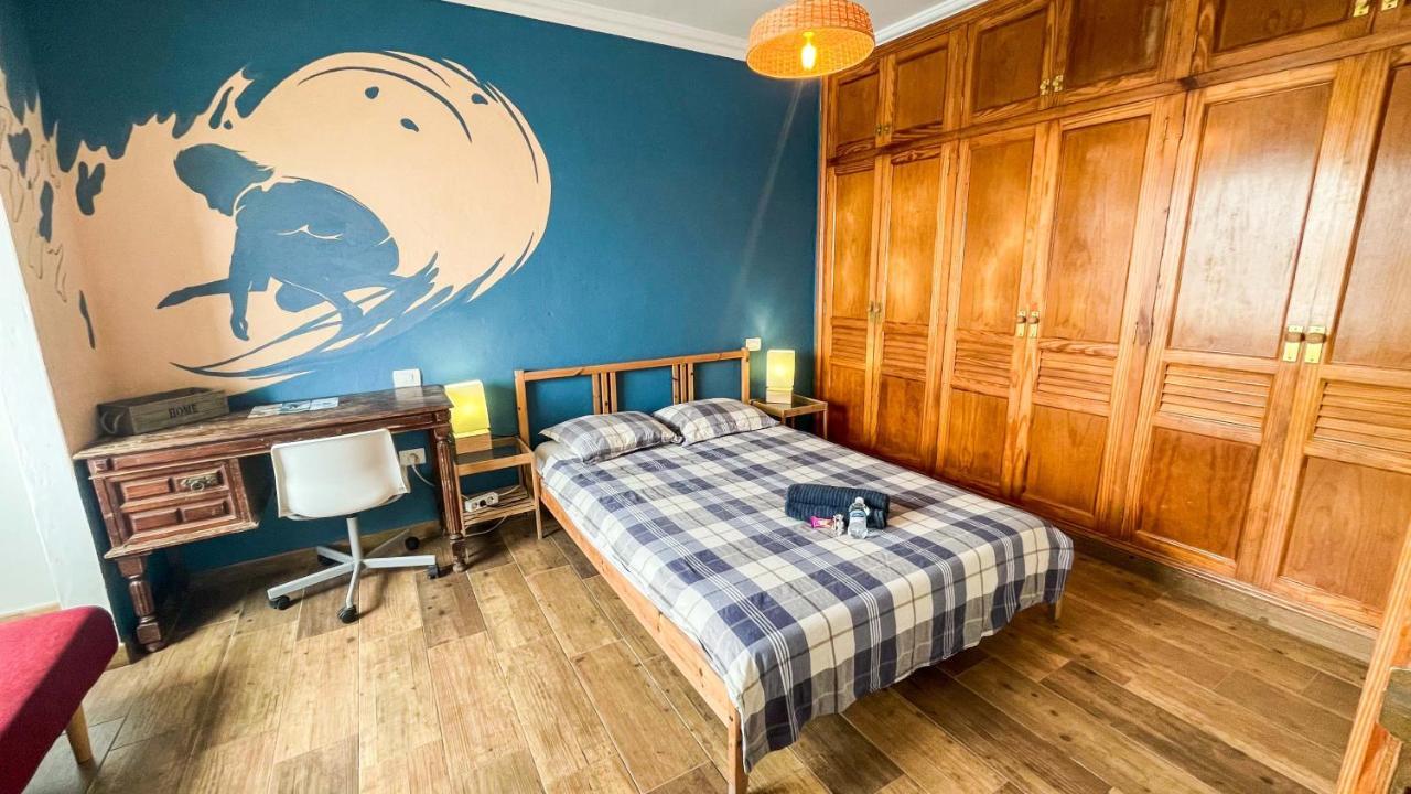 Red Star Surf & Yoga Camp Lanzarote Hostel Φαμάρα Εξωτερικό φωτογραφία