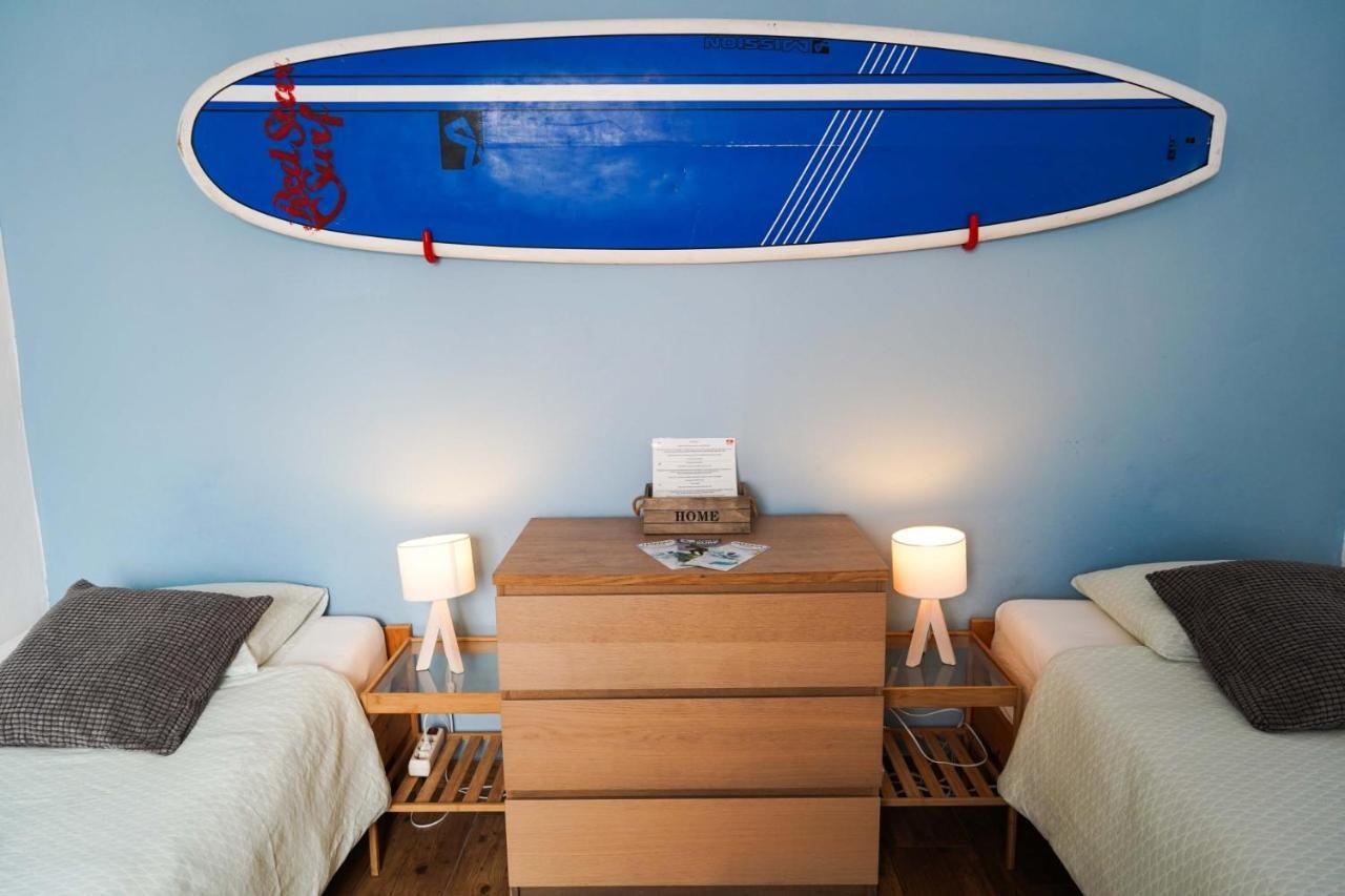 Red Star Surf & Yoga Camp Lanzarote Hostel Φαμάρα Εξωτερικό φωτογραφία